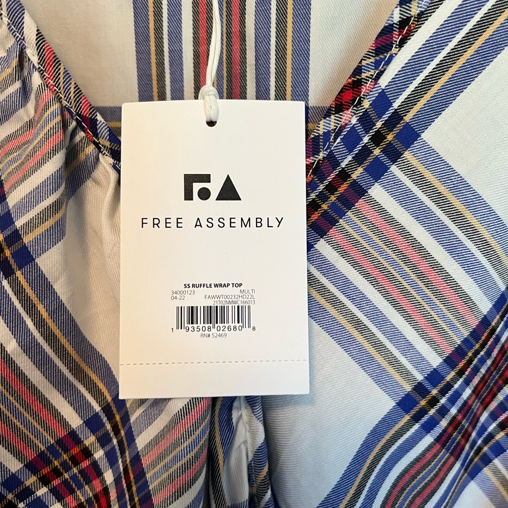 Free Assembly Women’s Plaid Ruffle Wrap Top Blouse Size XXL Curvy - Picture 4 of 10